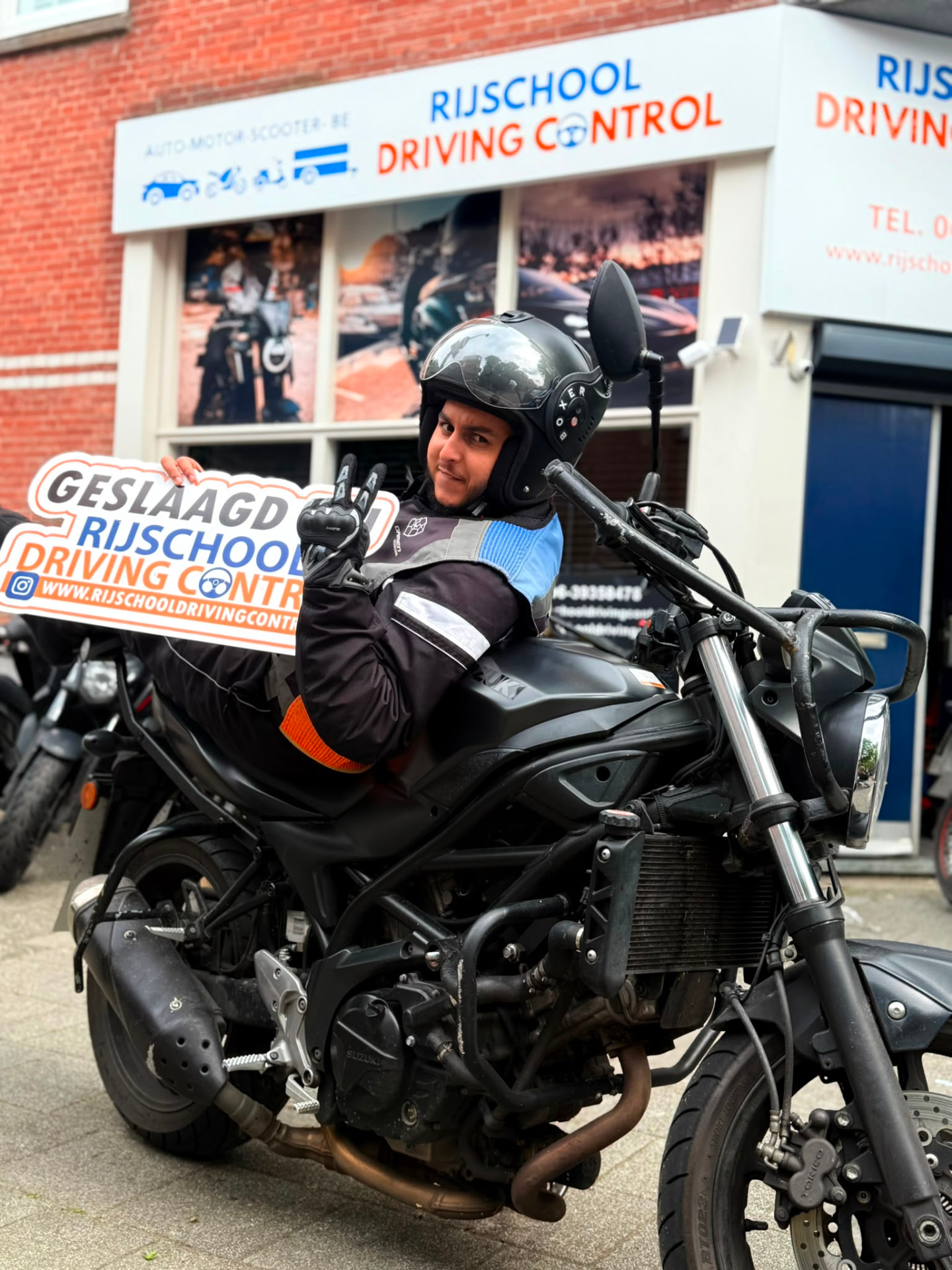 MAROUANE MEFTAH geslaagd bij Rijschool Driving Control Rotterdam