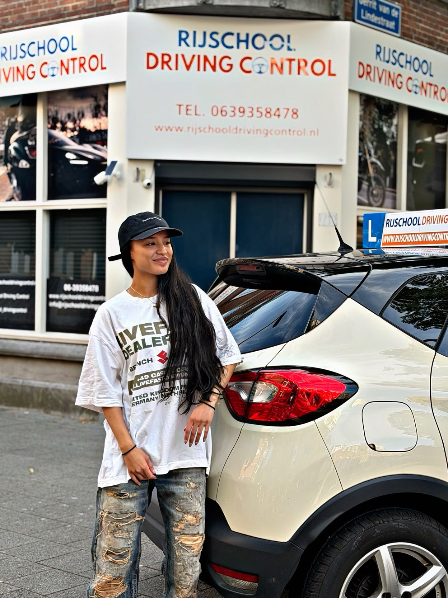 YADE LAUREN geslaagd bij Rijschool Driving Control Rotterdam