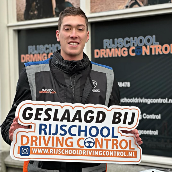 Snel je motorrijbewijs halen in Crooswijk met professionele lessen