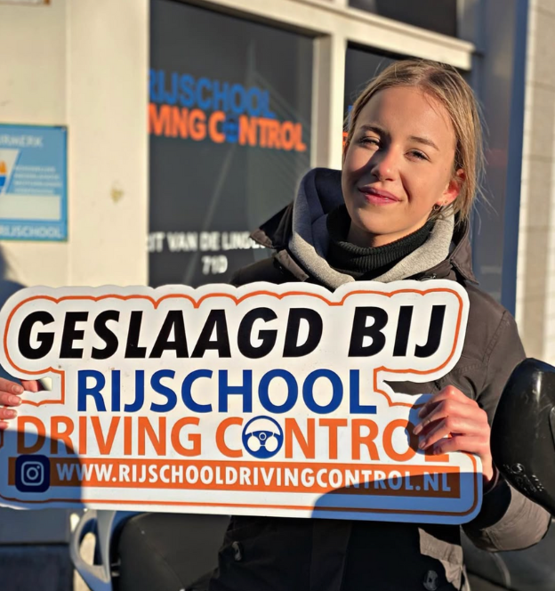 Snel geslaagd voor rijbewijs met spoedcursus in Rotterdam