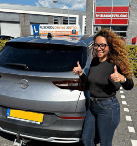 Geslaagde topper heeft stap voor stap leren schakelen